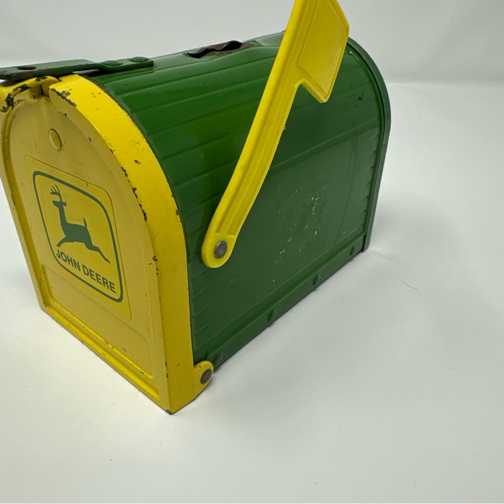 Vintage EUC John Deere green Mailbox Piggy Bank Farmhouse Tractor green yellow - Picture 2 of 11